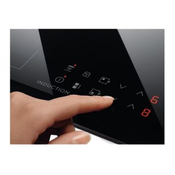 Plită incorporabilă Electrolux LHR3233CK - Plită vitroceramică 29 cm cu 2 zone de gătit și control touch